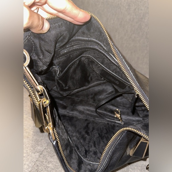 Michael Kors Matilda Large Calfskin Shoulder Bag - Picture 5 of 7